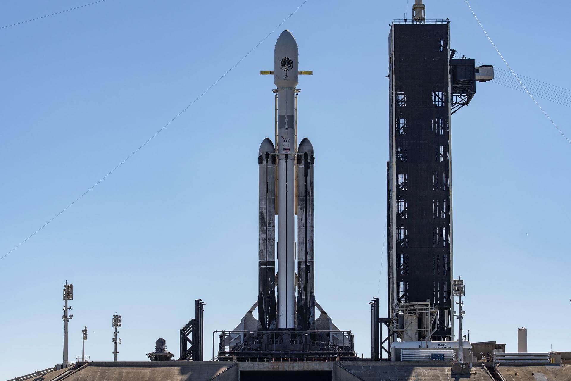 B1070 (Falcon Heavy)