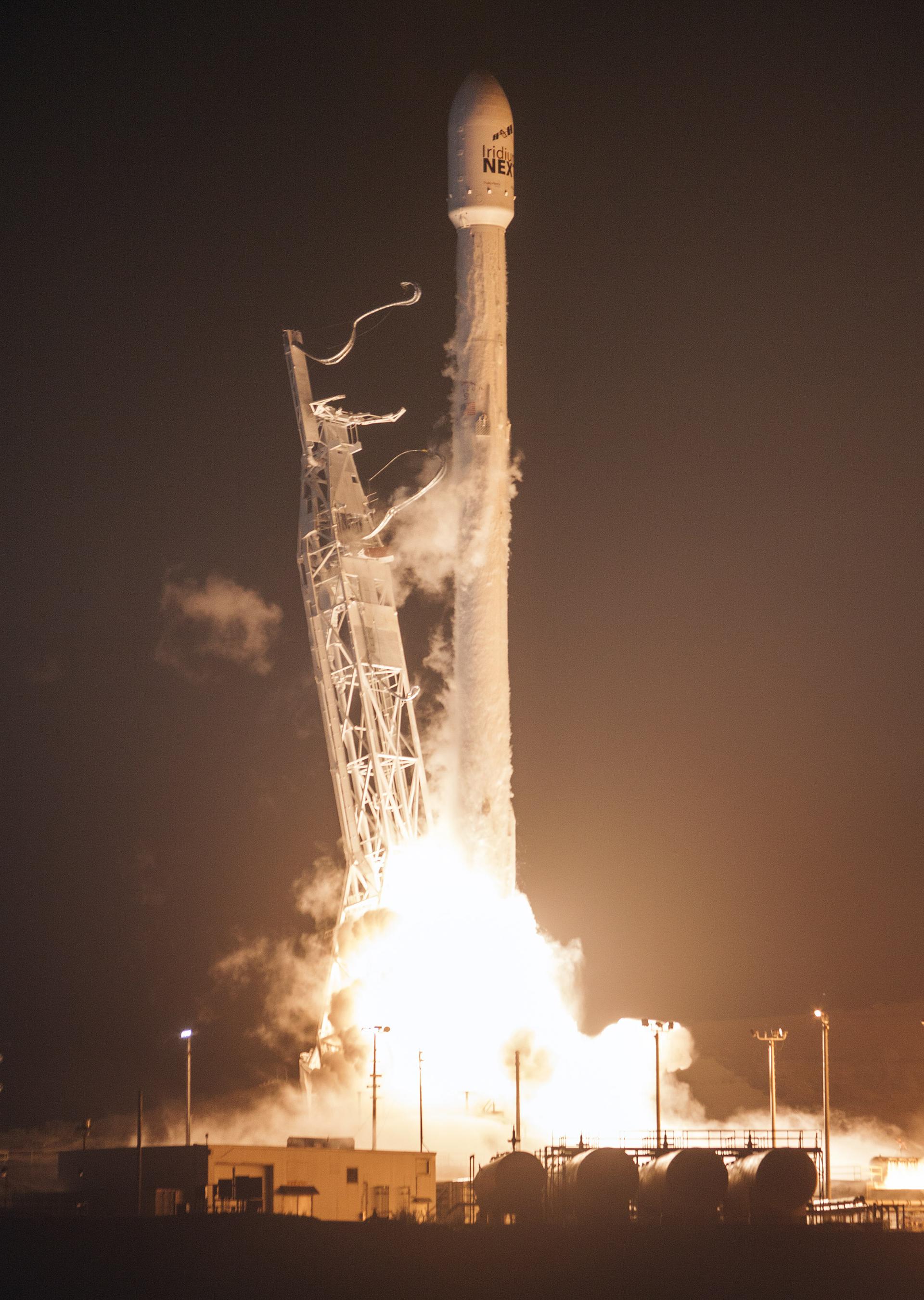 B1041 (Falcon 9)