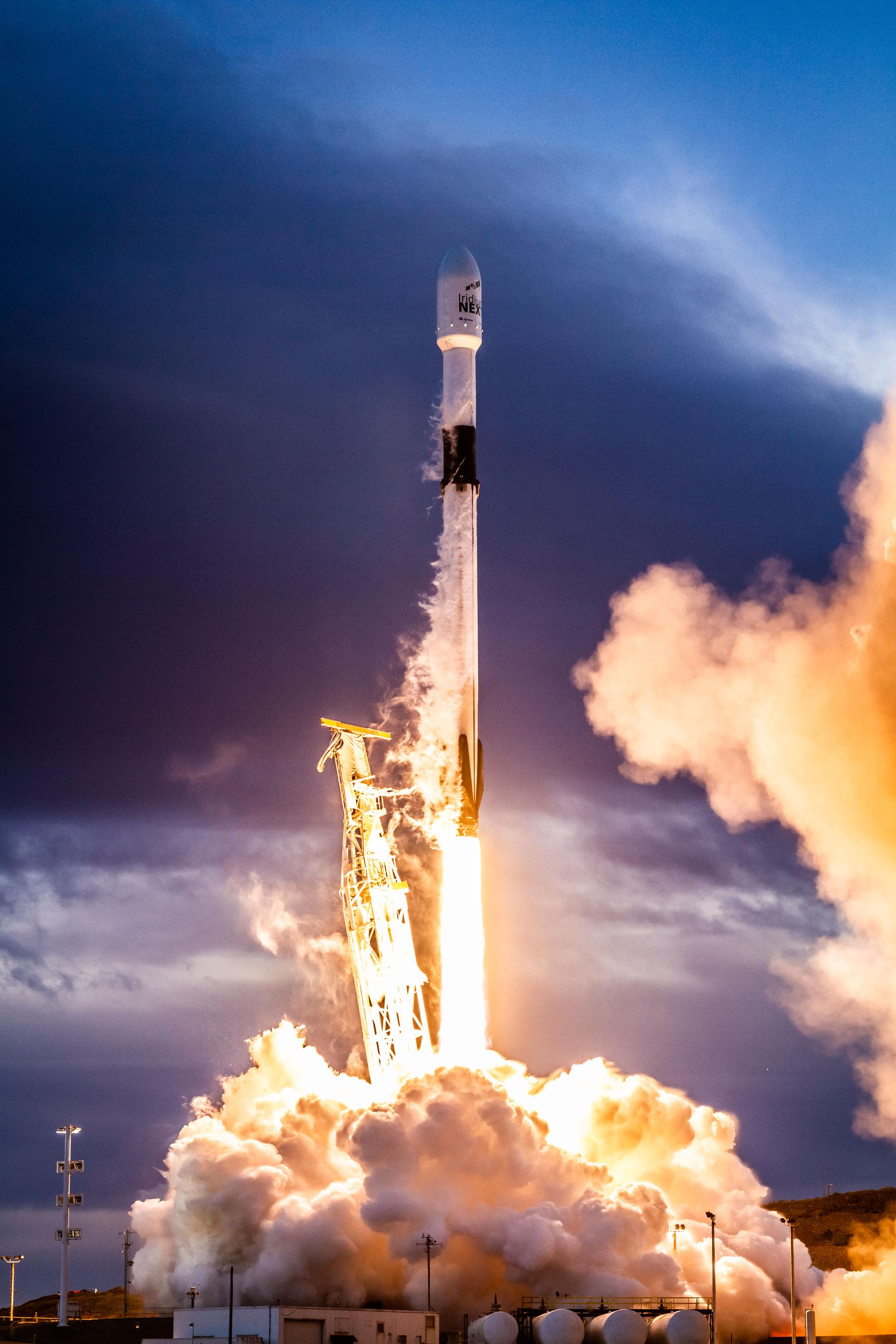 B1049 (Falcon 9)