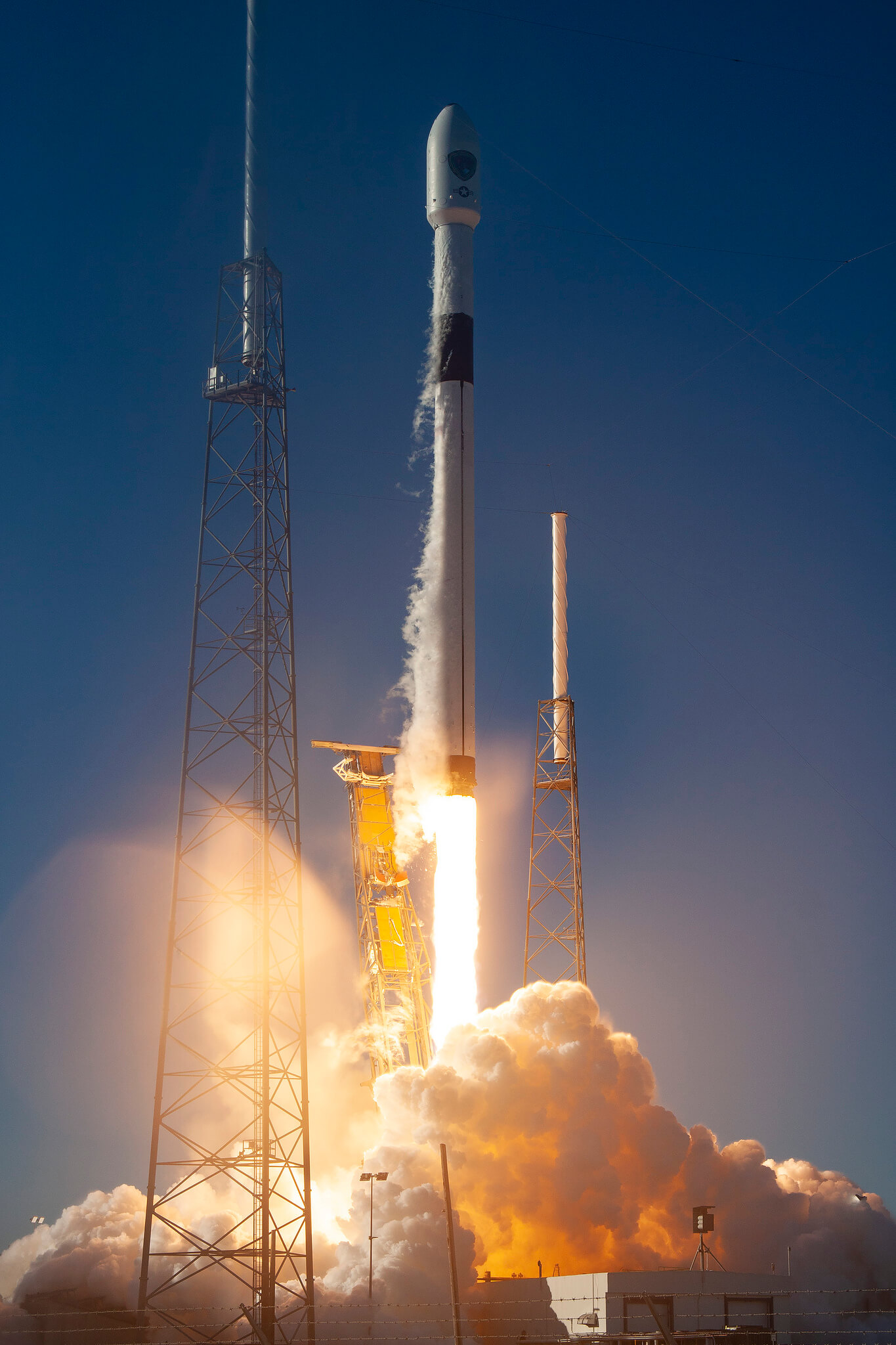 B1054 (Falcon 9)