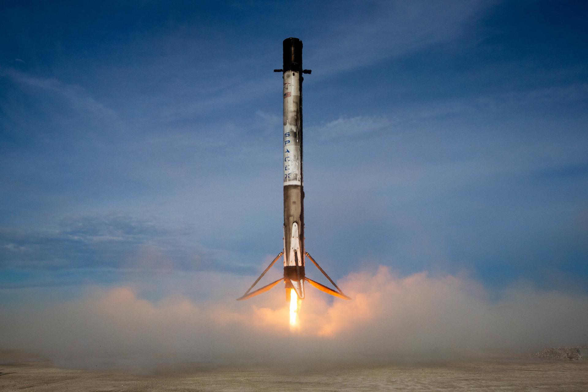 B1056 (Falcon 9)