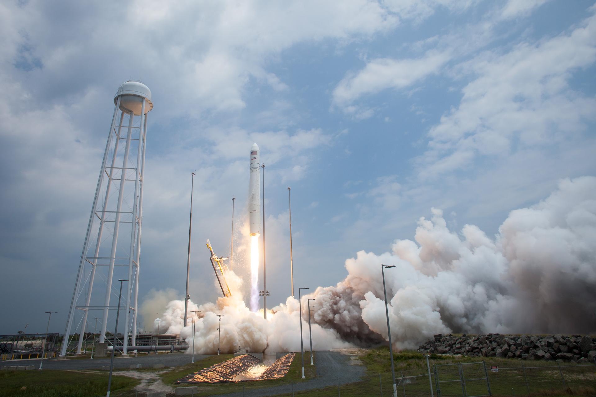Antares 120