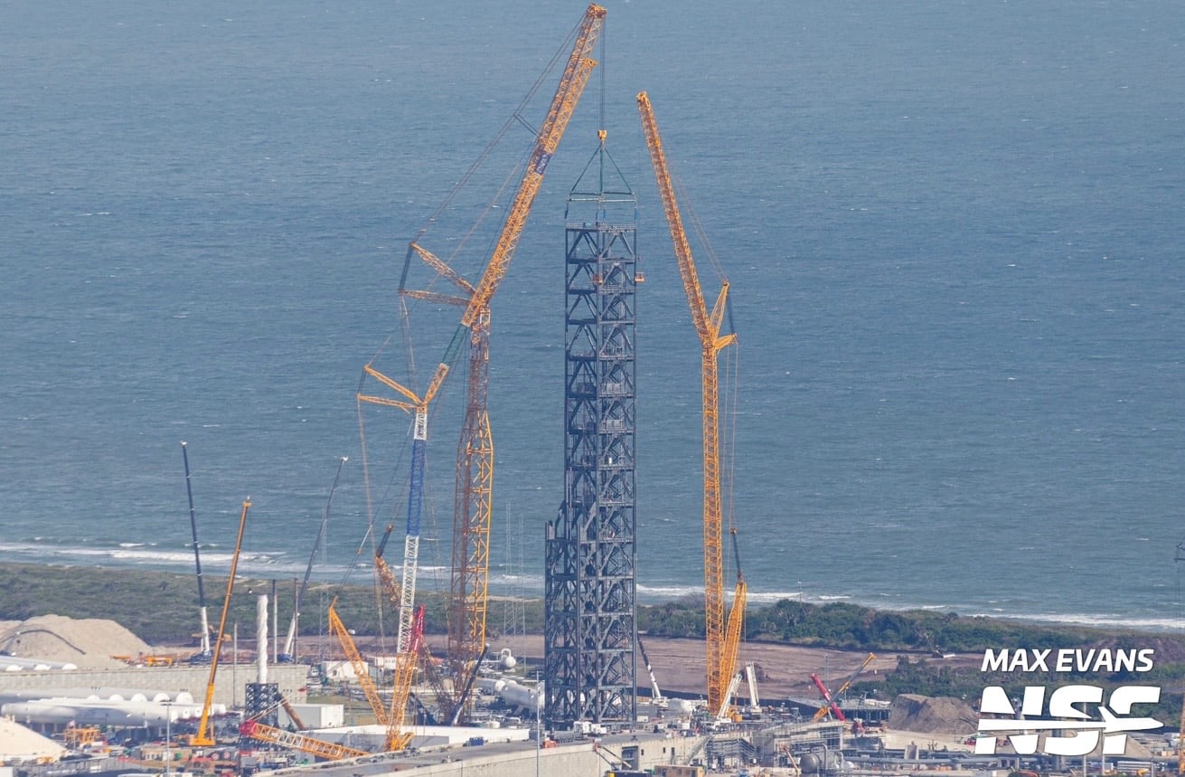Blue Origin attempts end of year return and eyes Artemis IV selection