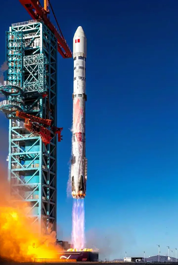 Zhuque-3 clears the launch tower at the Dongfeng Commercial Aerospace Innovation Test Area